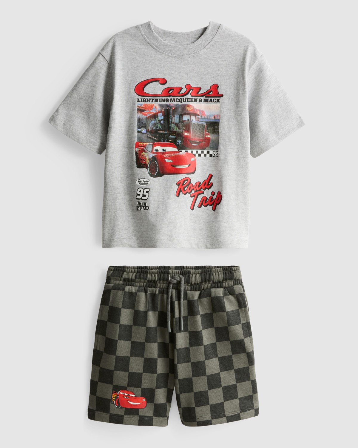 Younger Kids Lic licensed fashion design — look 1